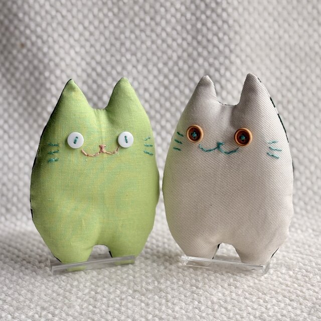 ハンドメイド ちびふにゃ〜た ねこのぬいぐるみ 唐草模様 | iichi 日々