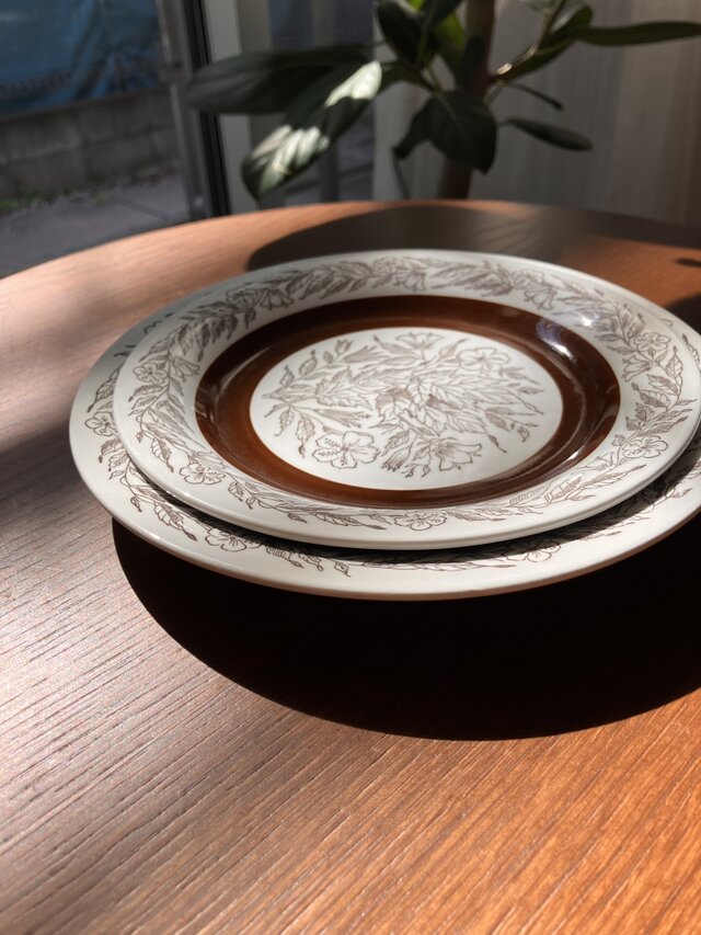 19.5cm】森を感じる草花のぬくもりプレート＊北欧＊Gefle ゲフレ