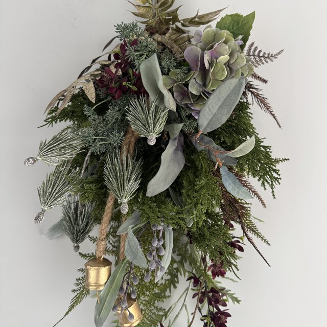 Xmas【全長75cm】森の物語を纏う。アンティーク紫陽花と真鍮ベルが