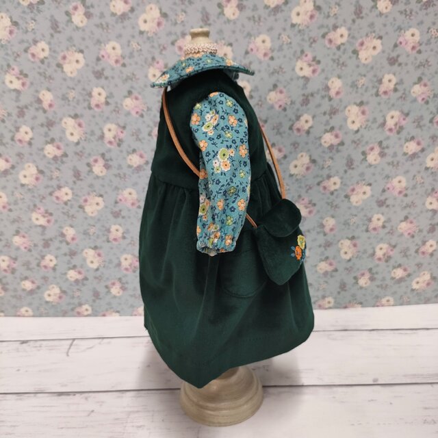 りそきち ハンドメイド着せ替え服 着せ替え人形の服 ㊴ <春まつ雪うさぎ> | iichi 日々の暮らしを