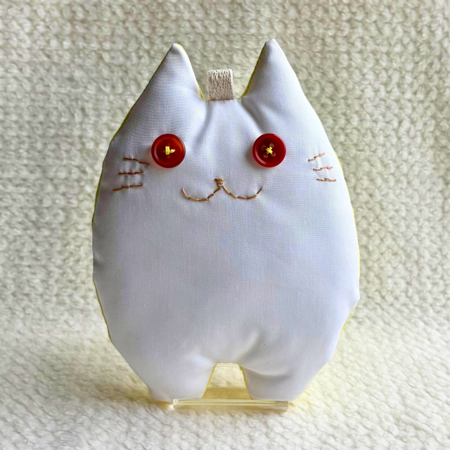ハンドメイド お月見タマゴふにゃ〜た ねこのぬいぐるみ | iichi 日々