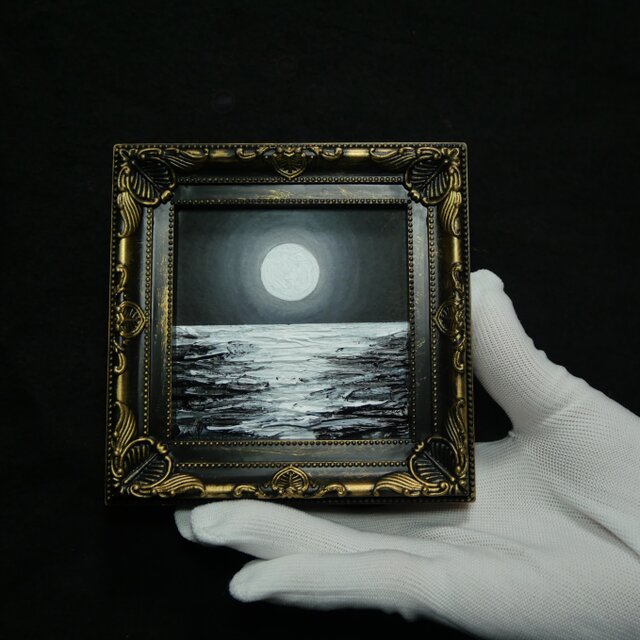油絵原画 MOON 油彩画 原画 月 画鋲で設置可能 月が紡ぐ波の詩｜ミニ油絵 原画（額縁・スタンド付・ラッピング無料