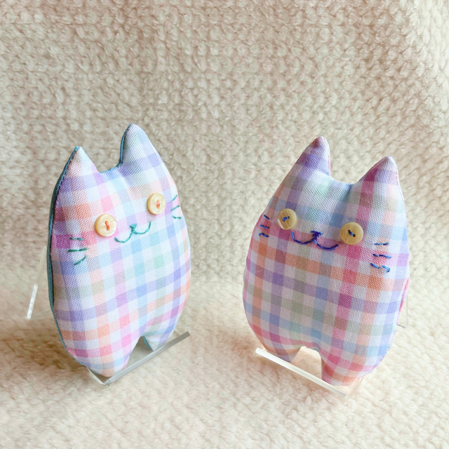 ハンドメイド ちびふにゃ〜た ねこのぬいぐるみ パステルチェック④