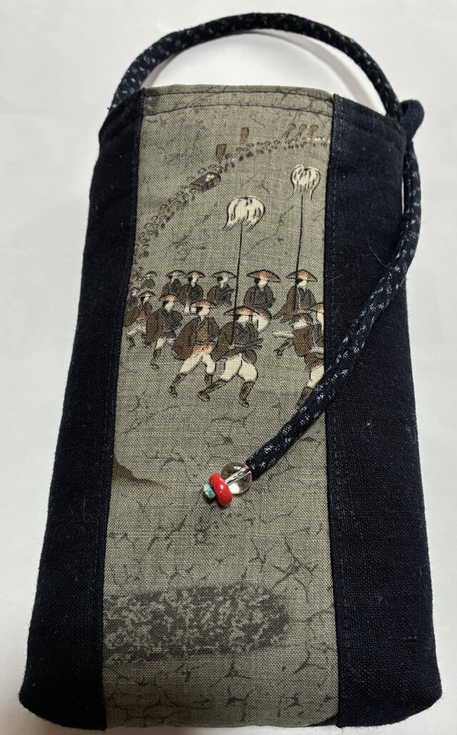 8903 長襦袢で作ったスマホポーチ | iichi 日々の暮らしを心地よく