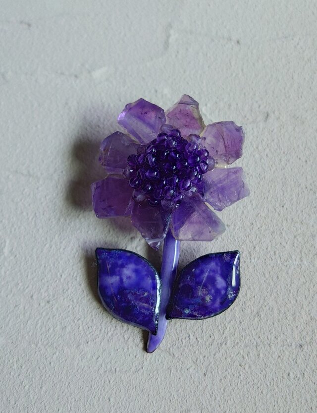 カジュアルな「アメジスト」の花 | iichi 日々の暮らしを心地よくする