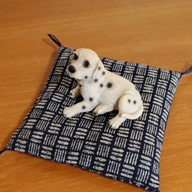 ミニ座布団　ハンドメイド ミニ座布団 | iichi 日々の暮らしを心地よくするハンドメイドや