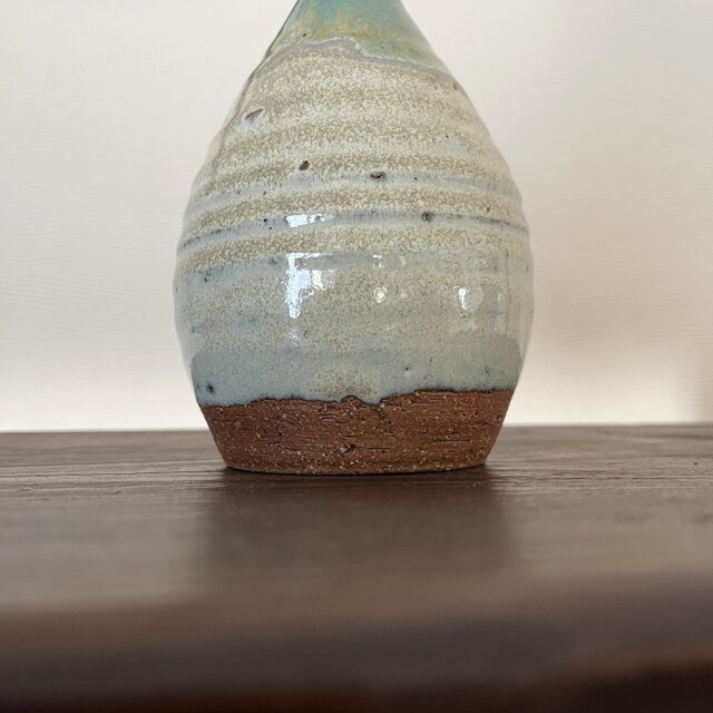 緑釉 花器 一輪挿し yk328 | iichi 日々の暮らしを心地よくする