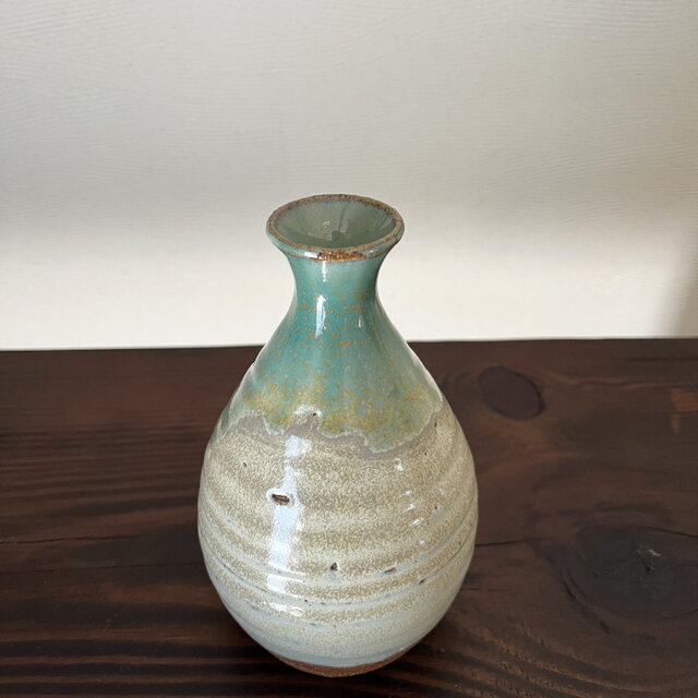 緑釉 花器 一輪挿し yk328 | iichi 日々の暮らしを心地よくする