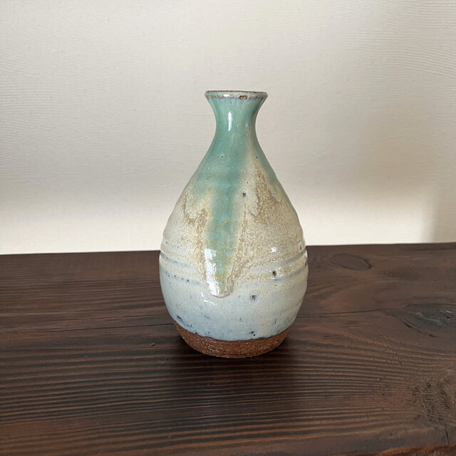 緑釉 花器 一輪挿し yk328 | iichi 日々の暮らしを心地よくする