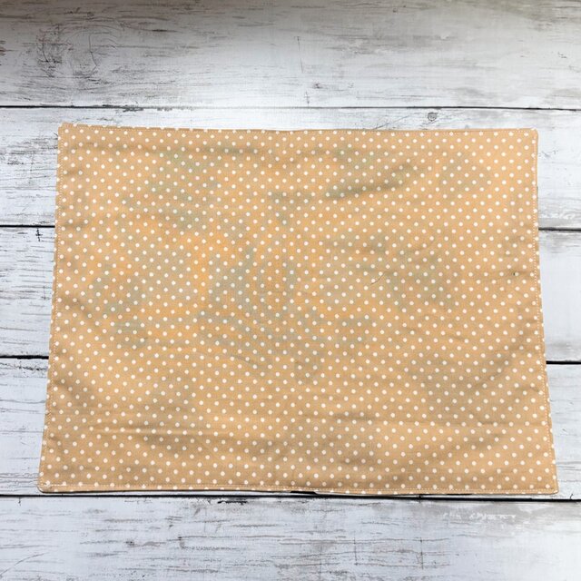 ランチョンマット小 (25×33／リバーシブル) 【うし柄】 | iichi 日々の