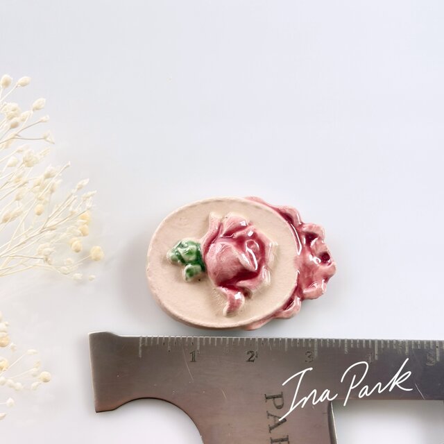 マルレーヌ 薔薇のカメオのヴィンテージ フェーブ フランス製 | iichi