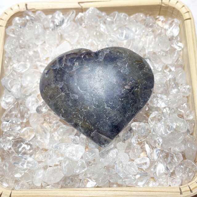 ❤️【一点もの】神秘的なマットブラック♡フローライト ハート原石