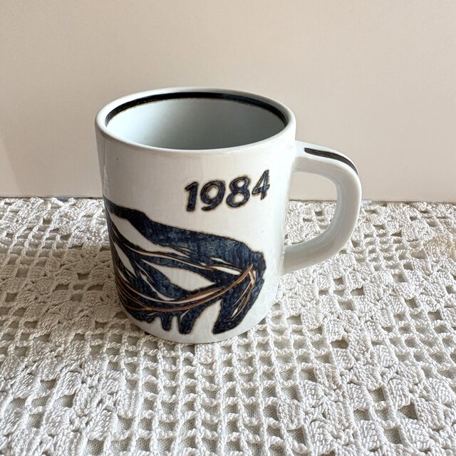 Royal Copenhagen ✧˖°ロイヤルコペンハーゲン イヤーマグ 1984年 S