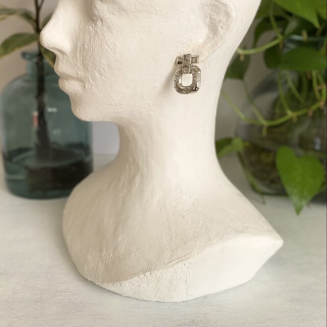 Vintage 80s-90s USA retro mode dot textured pierce | iichi 日々の