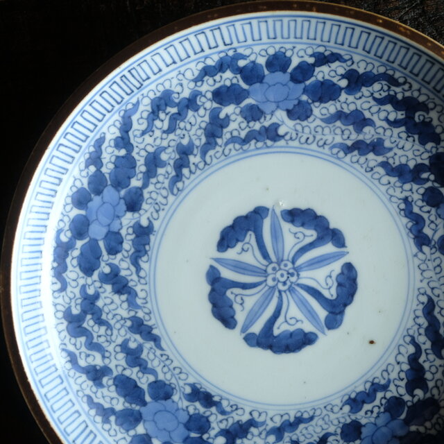 伊万里◇成化年製 花文染付七寸中皿 古美術 骨董/antiques 古民家 工芸