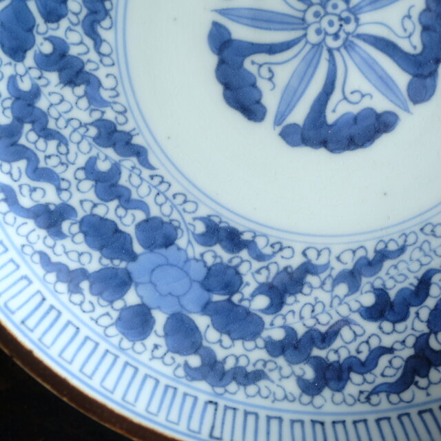 伊万里◇成化年製 花文染付七寸中皿 古美術 骨董/antiques 古民家 工芸