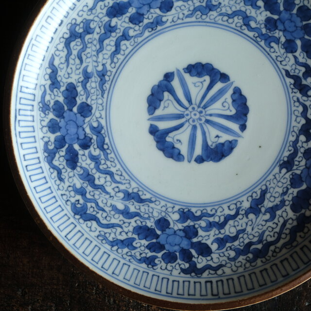 伊万里◇成化年製 花文染付七寸中皿 古美術 骨董/antiques 古民家 工芸