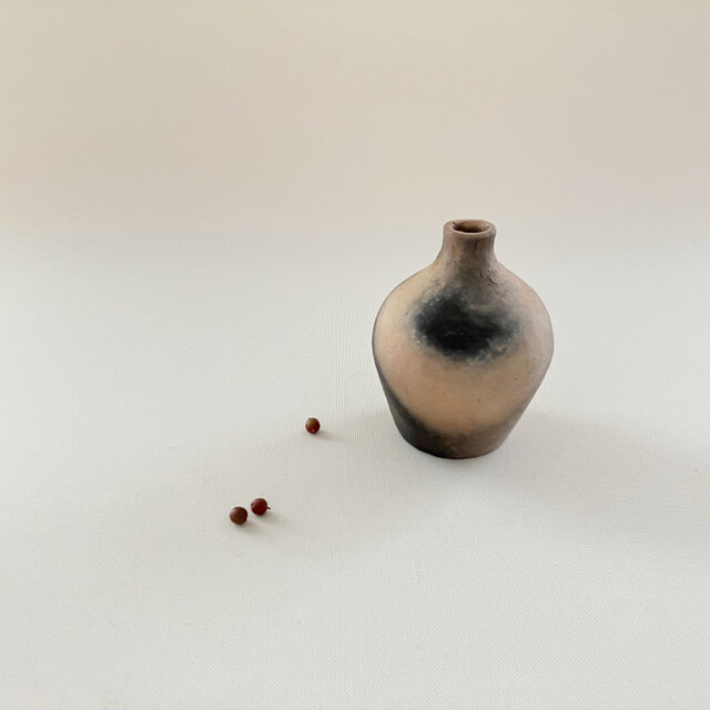 壺 春野焼き TSUBO small No.16（野焼きのツボ） | iichi 日々の暮らしを心地よく