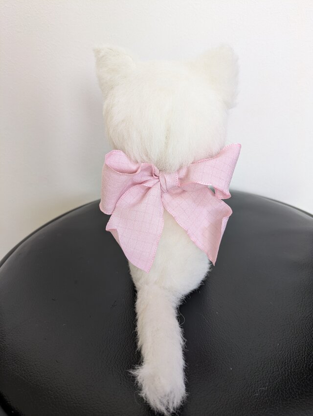 透る瞳の仔猫 アーティストベア 海外作家様 ハンドメイド ぬいぐるみ ハンドメイド☆ぬいぐるみ☆白猫ちゃん☆ | iichi 日々の暮らしを