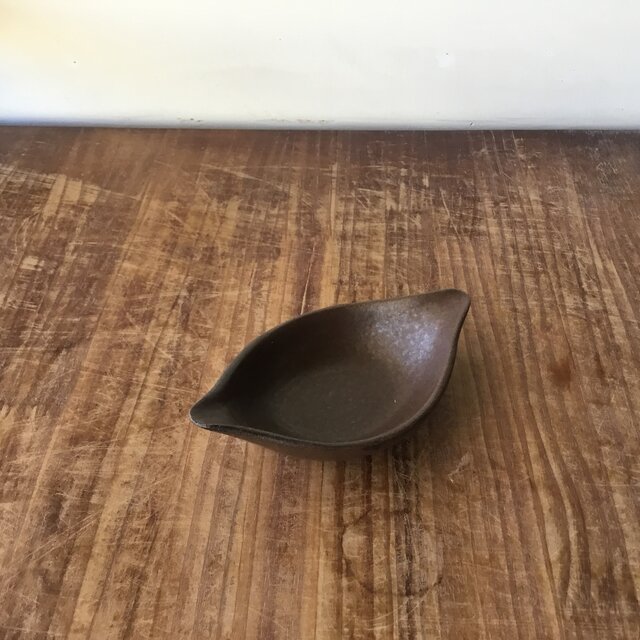 れんげ小鉢 大きめ 白 | iichi 日々の暮らしを心地よくする
