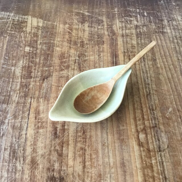 れんげ様 れんげ小鉢 大きめ 白緑 | iichi 日々の暮らしを心地よくする