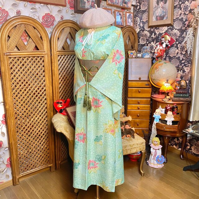着物リメイク ロングワンピース 洗える化繊 帯サッシュベルト 淡緑花柄