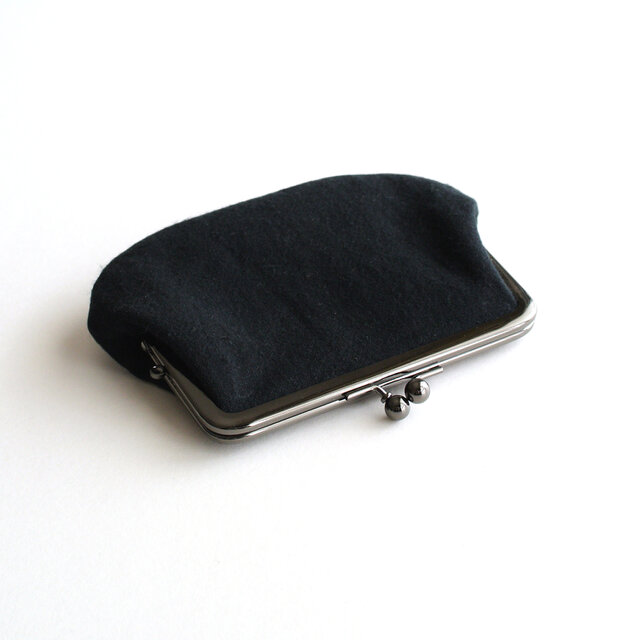 インド刺繍リボンのがま口ポーチ/お財布 ブラック | iichi 日々の