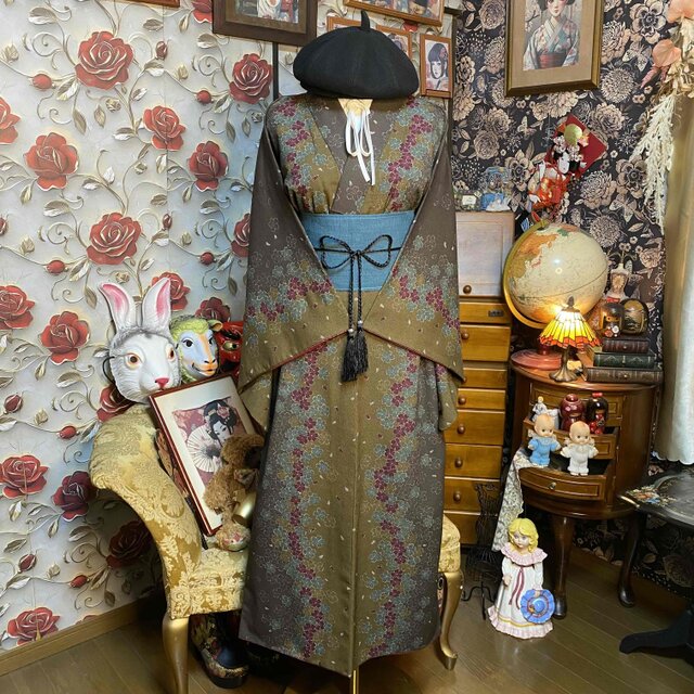 着物リメイク ロングワンピース 化繊 帯ベルト 茶緑の花模様 KW-1503