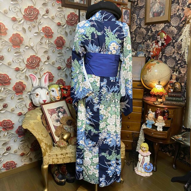 着物リメイク ロングワンピース 化繊 帯サッシュベルト 花尽くし 紺青