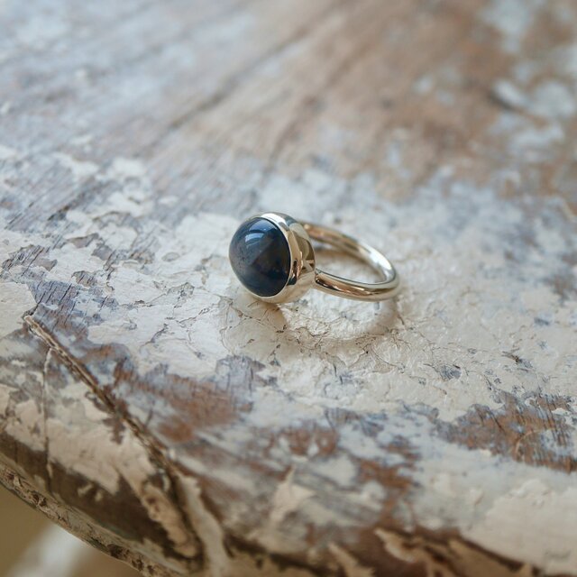 星が浮かぶ神秘のstar sapphire] ring | iichi 日々の暮らしを心地よく