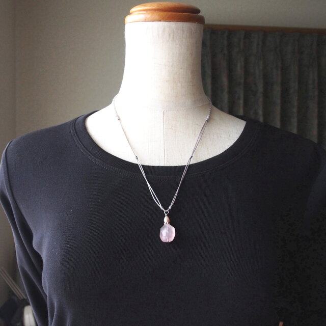 Pink Pendant（ローズクォーツ×淡水パール） | iichi 日々の暮らしを