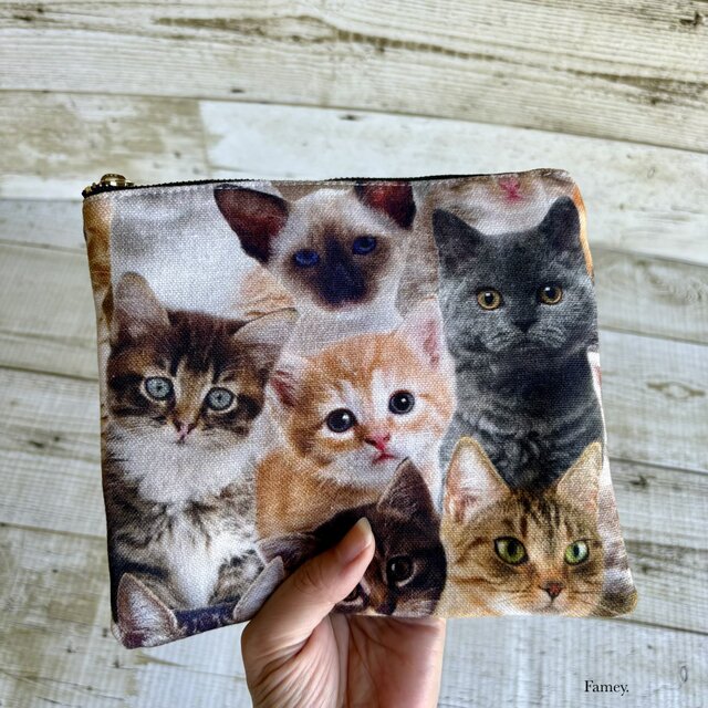 大人かわいい猫ちゃんフラットポーチ 通帳ポーチ ポケット付き 大人かわいい猫ちゃんフラットポーチ 通帳ポーチ ポケット付き