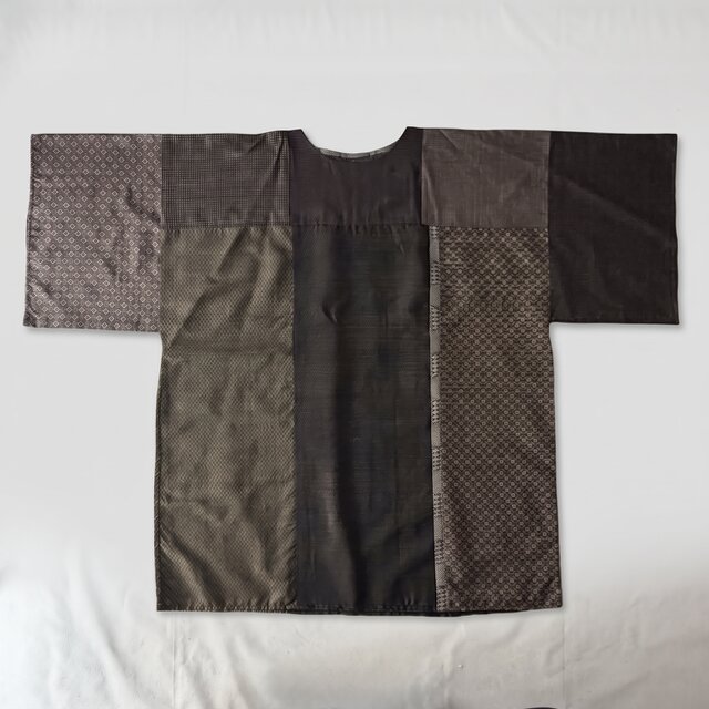 着物リメイク☆489大島紬コクーンチュニックワンピース／サイズL～LL 一点物】本場大島紬 リメイク キモノスリーブ ワイドコクーン