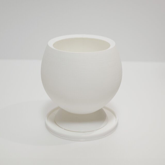 4号 植木鉢 Goblet｜植物を一段高く飾る、ゴブレット形の白い鉢