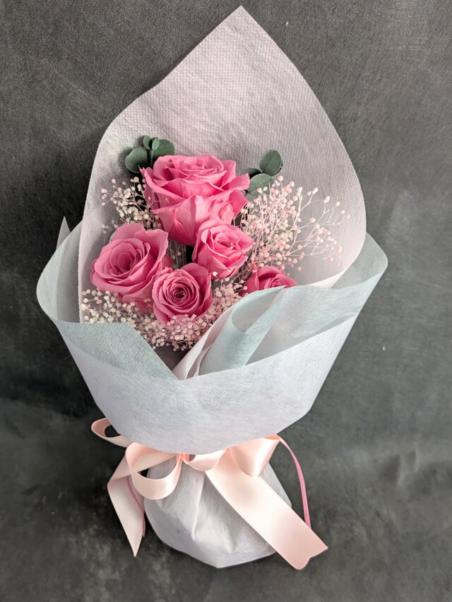 プリザーブドフラワーピンクの薔薇5輪の華色ふんわり花束（花束