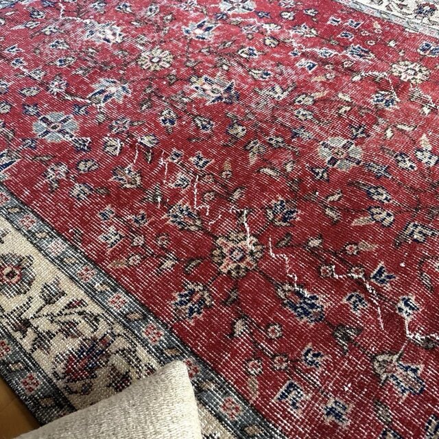 108×215 貴重な深みあるレッドボタニカル トルコヴィンテージラグ
