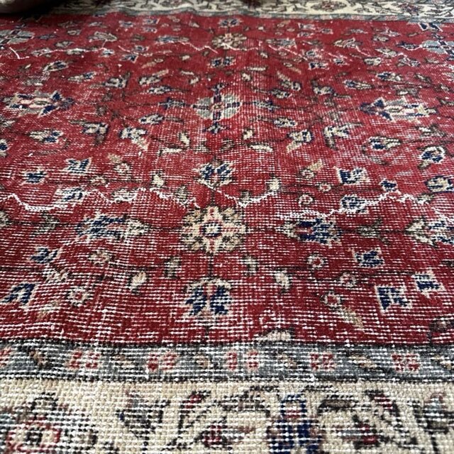レア✳︎リッチwool 96×130レッド　繊細メダリオン　トルコヴィンテージラグ 108×215 貴重な深みあるレッドボタニカル トルコヴィンテージラグ