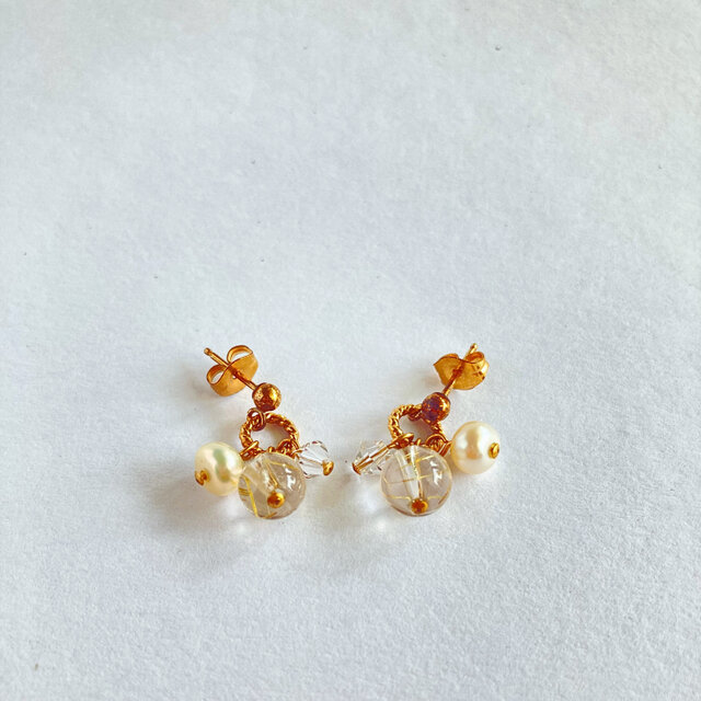 ルチルクォーツと淡水パールのK18ピアス | iichi 日々の暮らしを