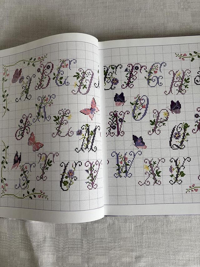 フランス古本 ABCダイアリー アルファベット 刺繍 サンプラー クロス