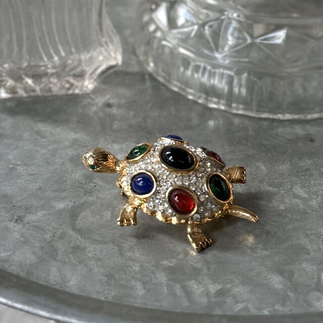 SC160-ヴィンテージブローチ U.S.A. 1970-80's Multi-Cabochon Turtle