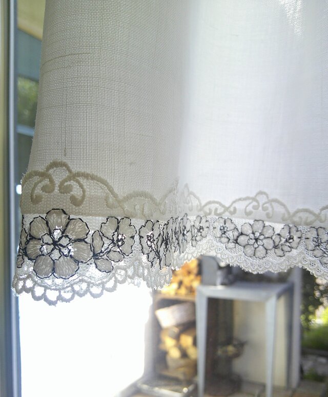 刺繍lace×linen caféstyle | iichi 日々の暮らしを心地よくする