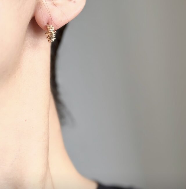 14kgf Croissant スタッドピアス | iichi 日々の暮らしを心地よくする