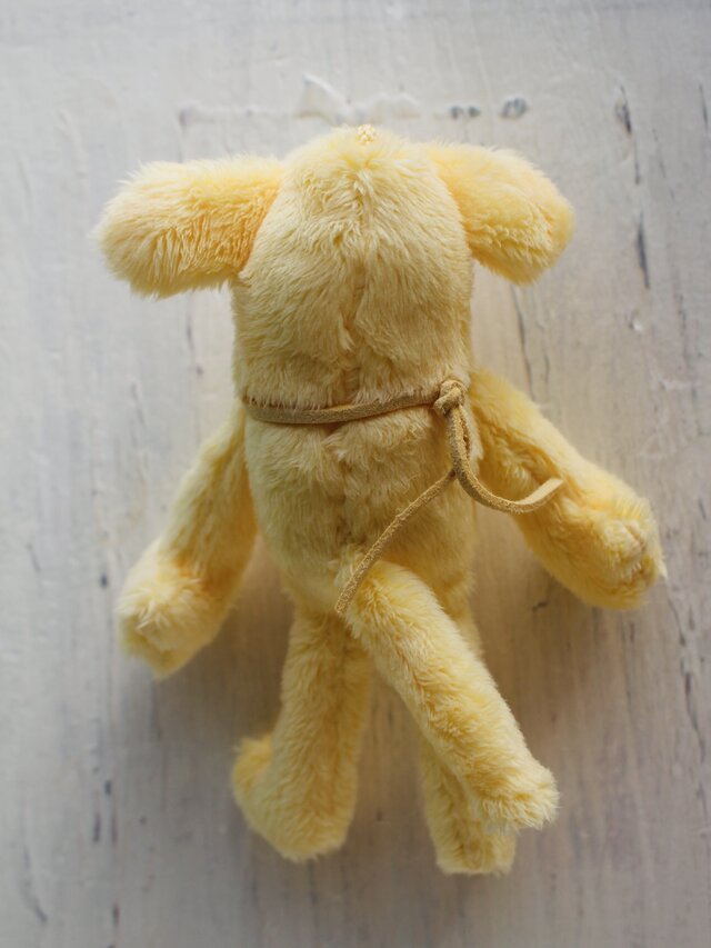 POCKET YELLOW DOG 犬のぬいぐるみチャーム MMM MADE 261003 | iichi
