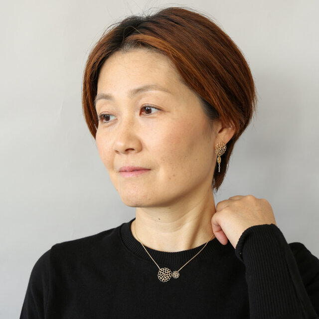Yorisou Earrings | iichi 日々の暮らしを心地よくするハンドメイドや