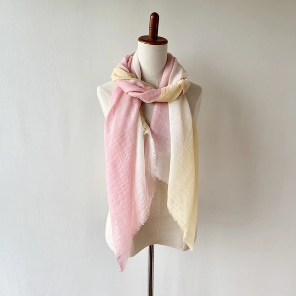 新品 TANILAG ピンク 桜色 ストール マフラー ショール 新品 大人ピンク＊凸凹ここちよいウール＊秋桜色×萱草色＊ストール | iichi