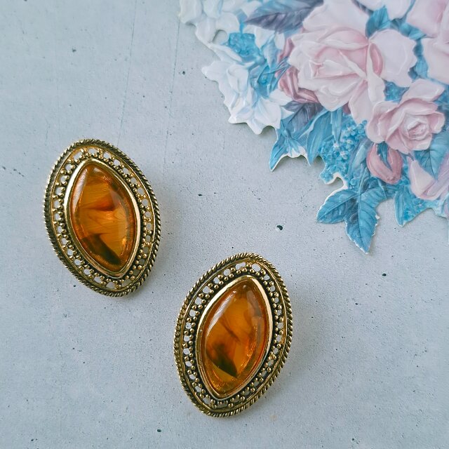 faux tortoiseshell watermark marquis shaped ヴィンテージイヤリング