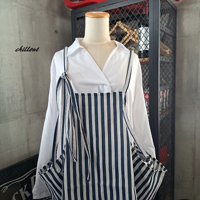 SALE【背中がかわいい】エプロンドレス：リネン：ネイビーストライプ