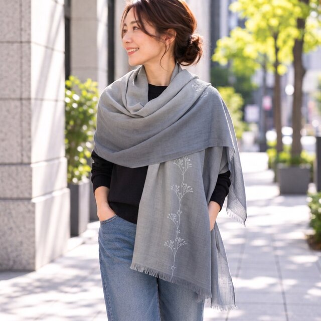 草木染めウールショール｜Botanical Line｜Light Gray × Blue Gray