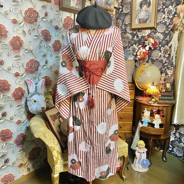 リメイク　浴衣　ワンピ　ハンドメイド　ロング　kimono 　綿縮　Aライン 浴衣リメイク ロングワンピース 帯ベルト 赤白縞 菊花 和洋折衷 W-802