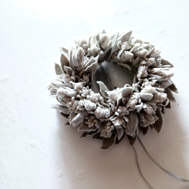 魔女の棲む森 ～ 雪の日の花畑 ～ dried-botanical wreath tree